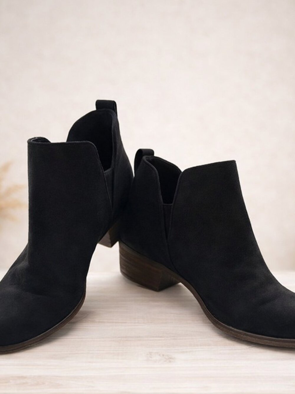 BP Black Leather Pointed Toe Ankle Boots Minimalist Edgy Grunge Y2K Western